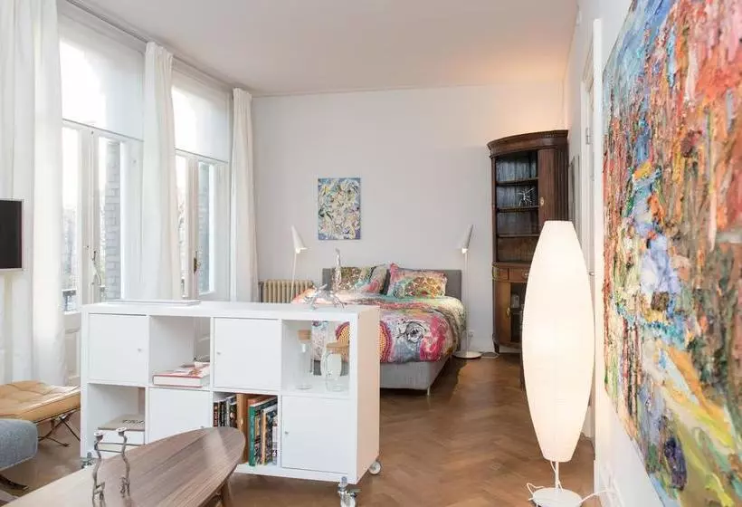 تختخواب و صبحانه Sleeping Beauty Apartment Amsterdam