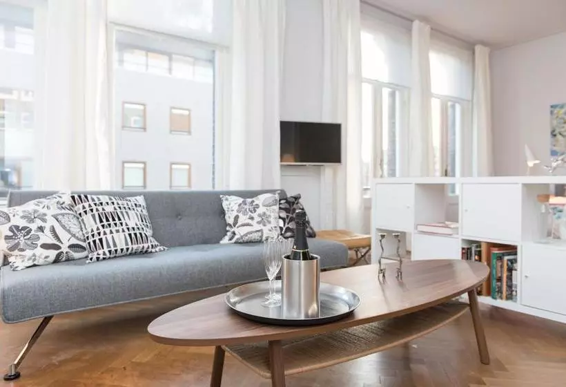 تختخواب و صبحانه Sleeping Beauty Apartment Amsterdam