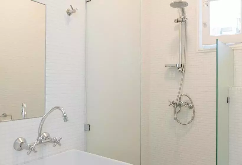 تختخواب و صبحانه Sleeping Beauty Apartment Amsterdam