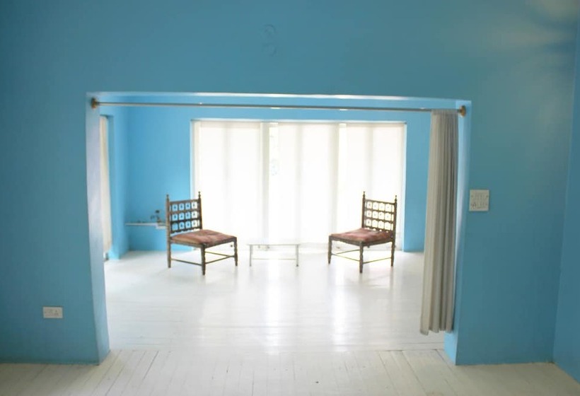 مبيت وإفطار Yogisthaan