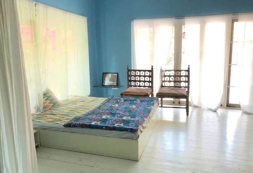 مبيت وإفطار Yogisthaan