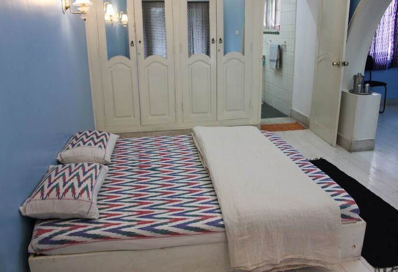 مبيت وإفطار Yogisthaan