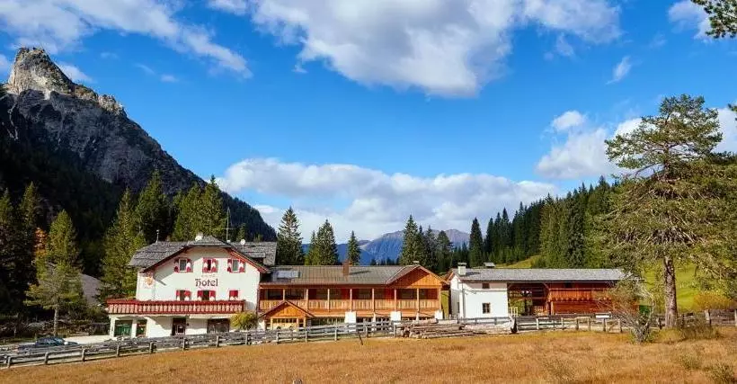 Alpin Natur Hotel Brückele