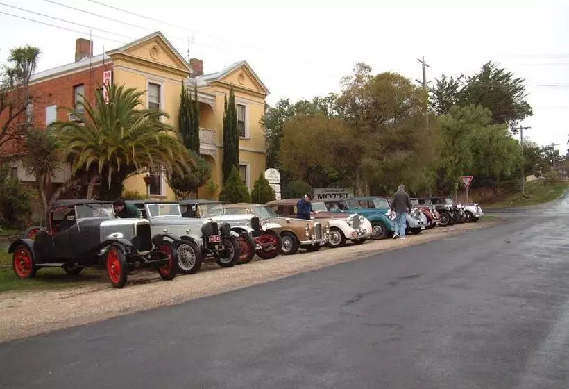 Hotelli Campbell St Lodge