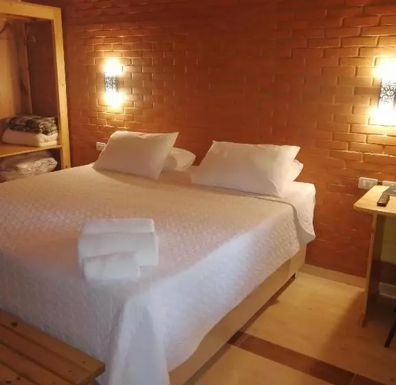 هتل Encanto Rural