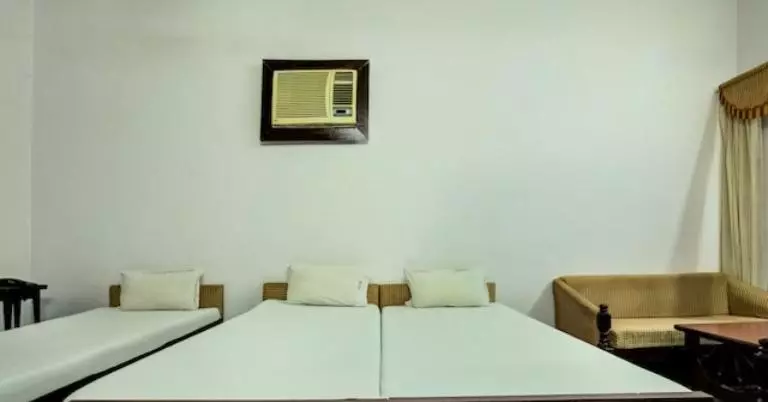 هتل Natraj