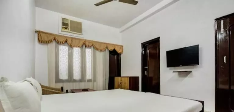 هتل Natraj