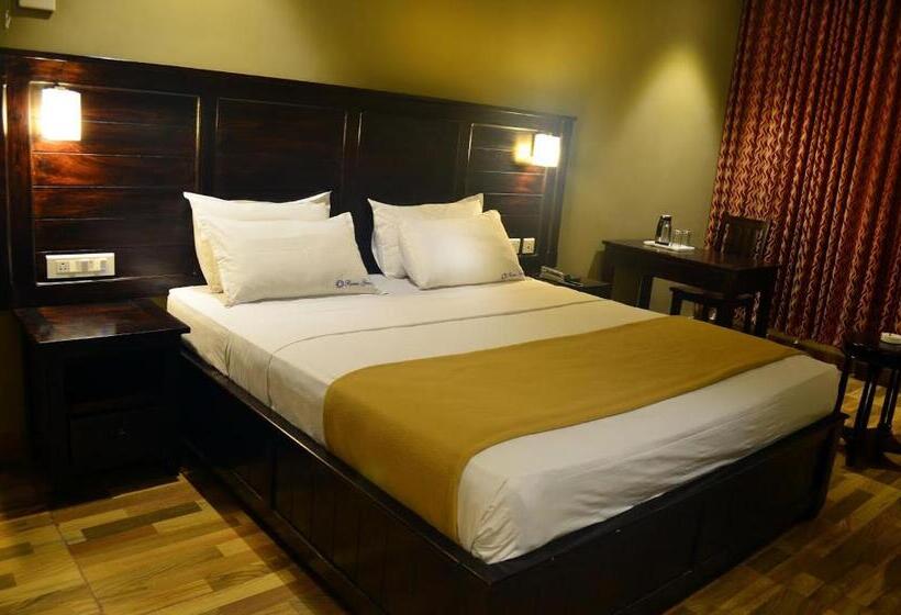 בית מלון כפרי Ranis Grand