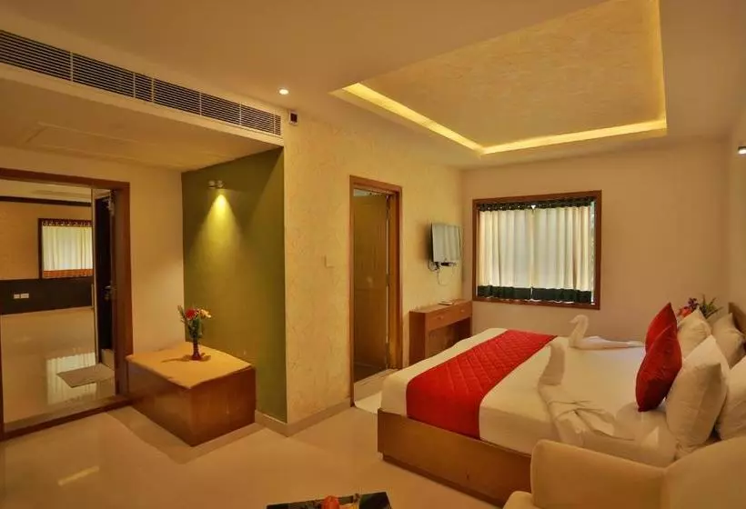 هتل Esha Heritage Inn