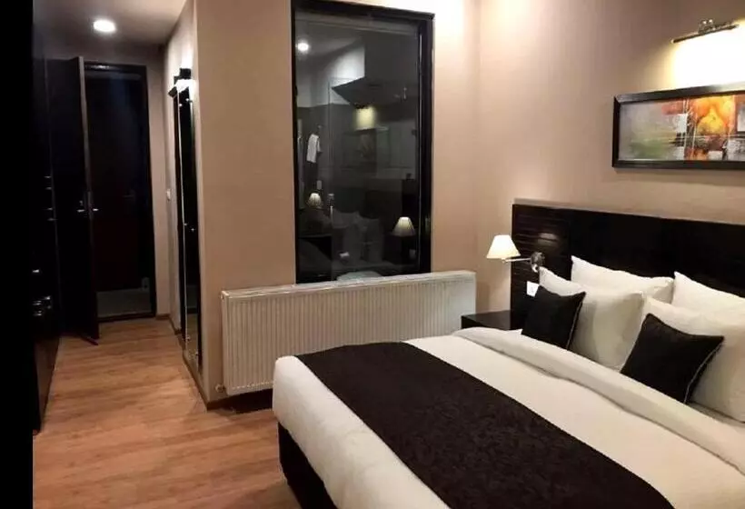 リゾートホテル The Kargil