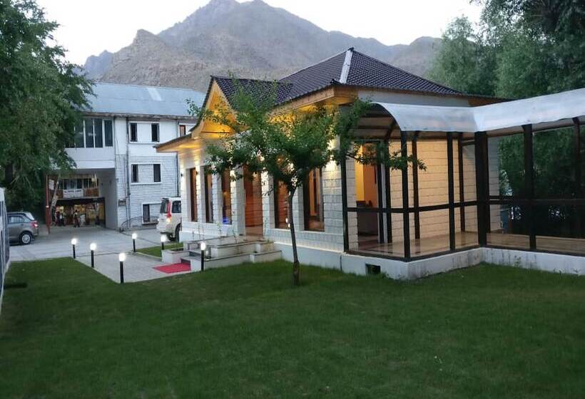 Resort The Kargil