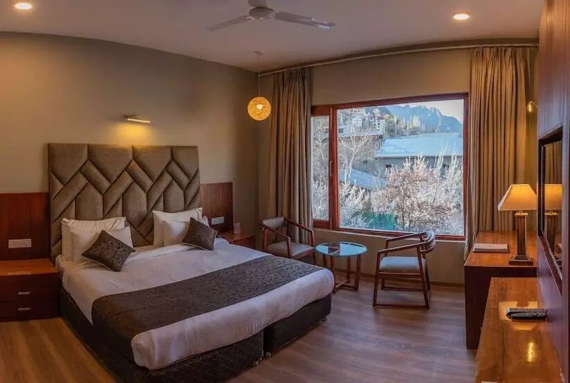 リゾートホテル The Kargil