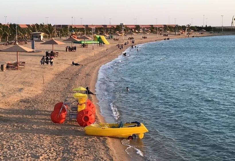 & Resort Golden Marina Yanbu