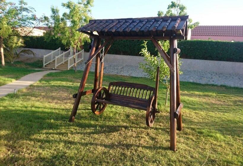 & Resort Golden Marina Yanbu