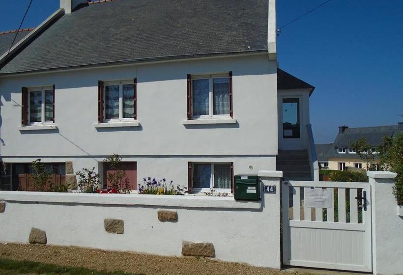 مبيت وإفطار Chez Annick