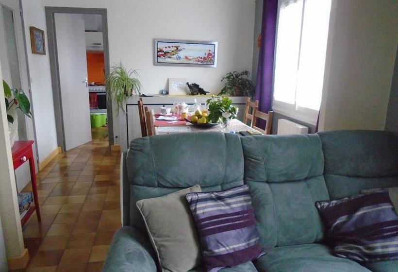 مبيت وإفطار Chez Annick