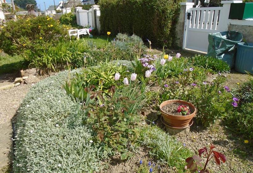 مبيت وإفطار Chez Annick