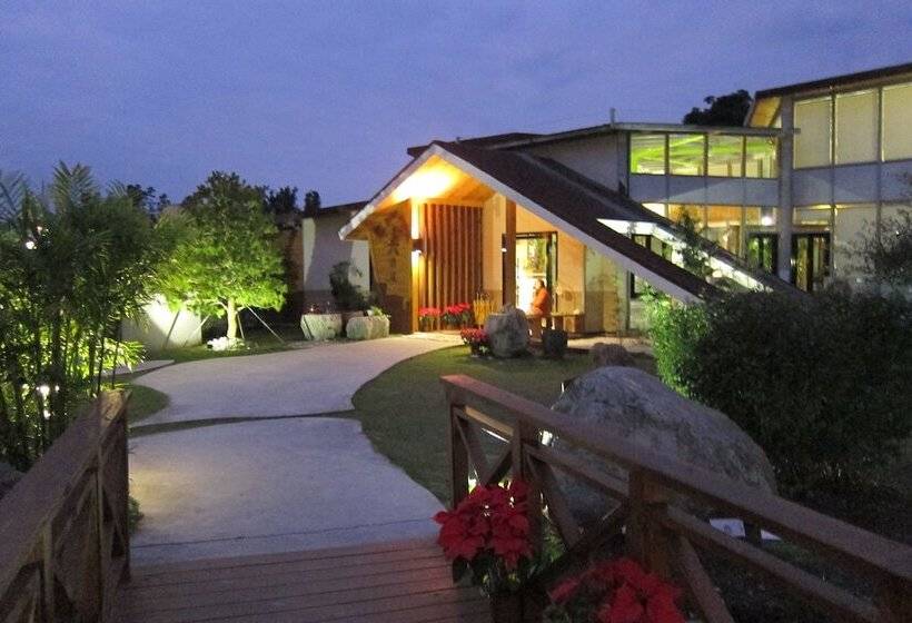 تختخواب و صبحانه Green Willow House