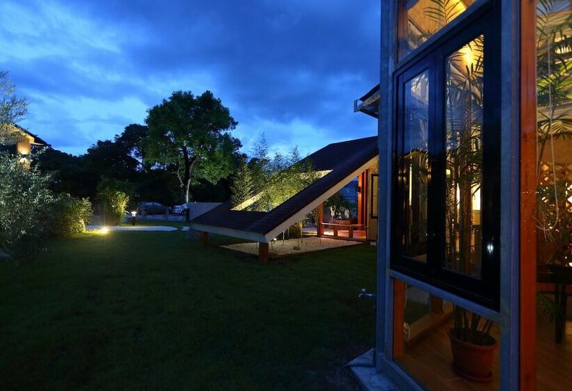 تختخواب و صبحانه Green Willow House