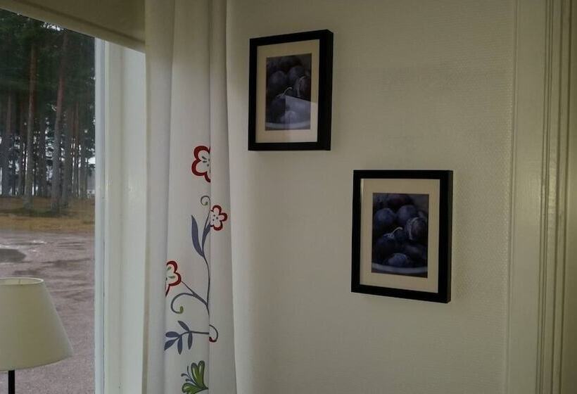 Furudals Vandrarhem Och Sjöcamping