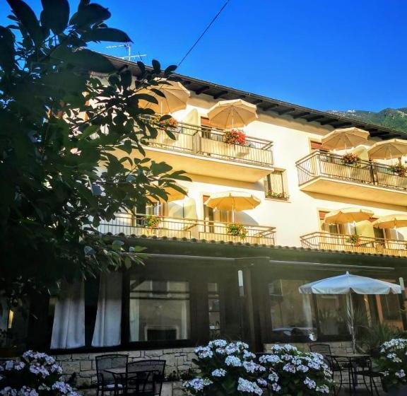 Hotel Albergo Al Pescatore