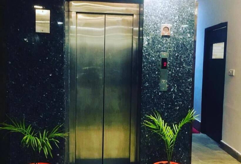 فندق Maharaja Inn