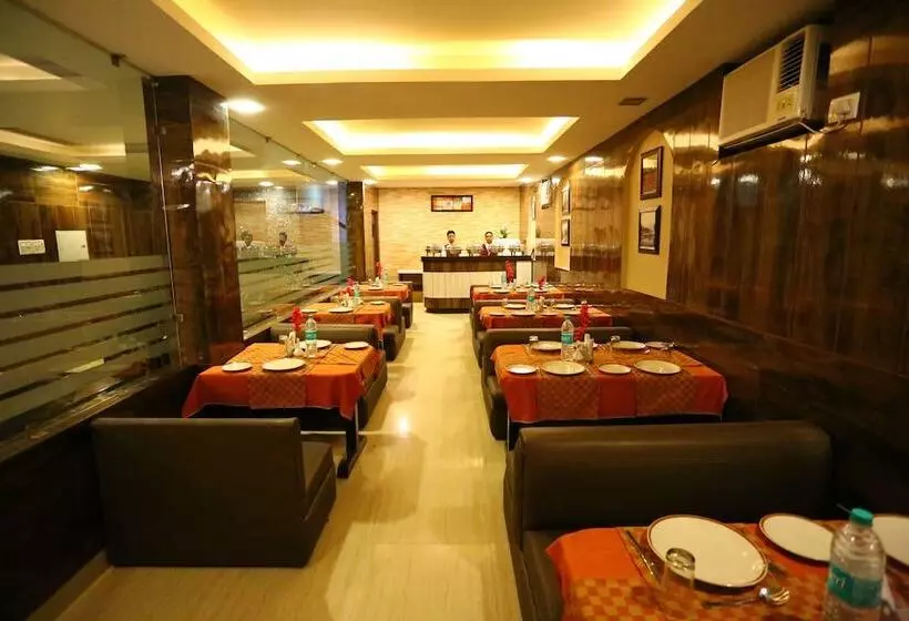Hotelli Maharaja Inn