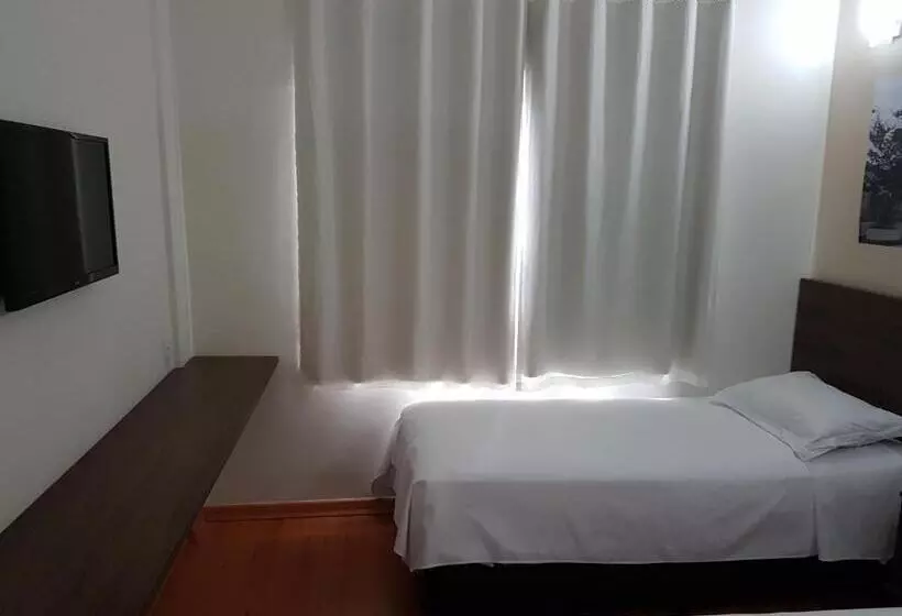 Hotelli 494 Oliveira Mg