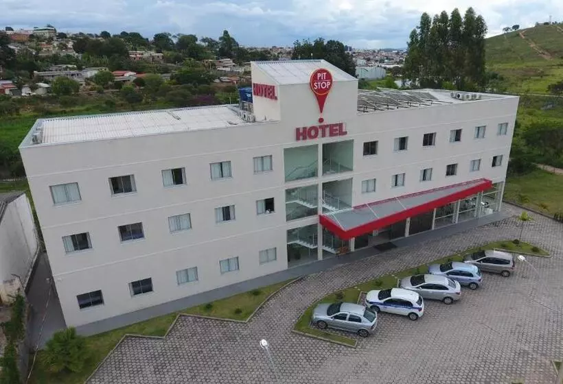 Hotelli 494 Oliveira Mg