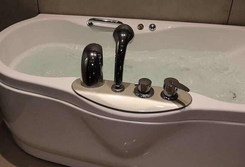 هتل Welcome Palace