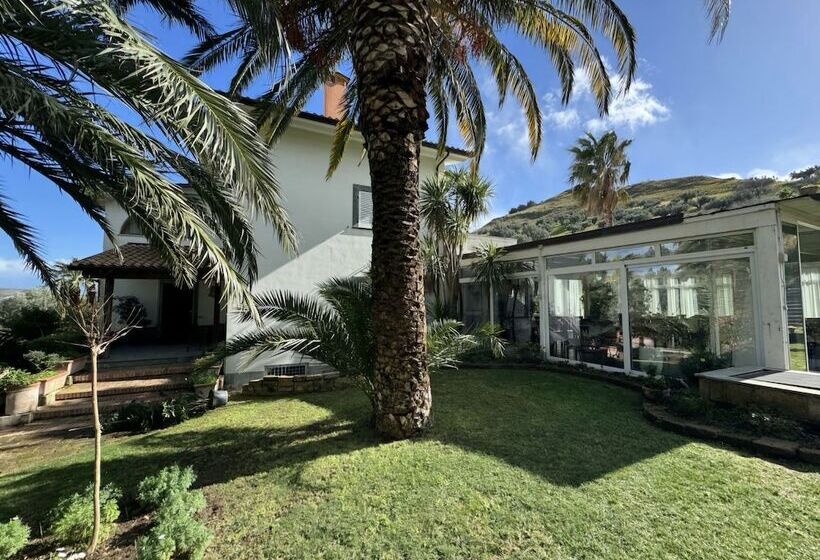 استراحتگاه Kalos Relais