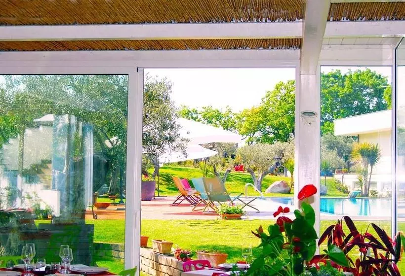 استراحتگاه Kalos Relais