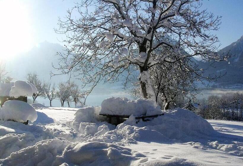 مبيت وإفطار Hauslhof