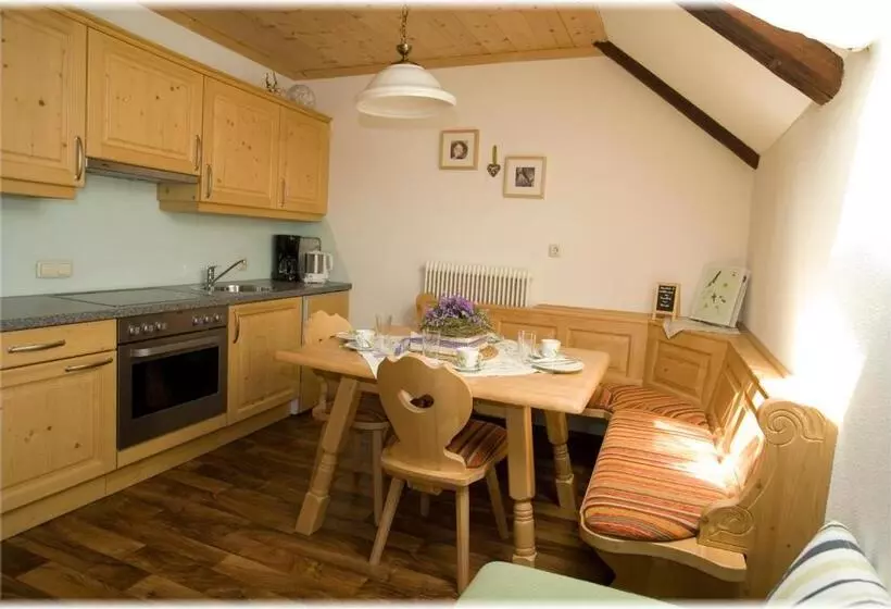 ベッドアンドブレックファースト Hauslhof