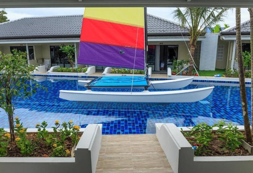 منتجع Tuana Hotels Brook Pool Access