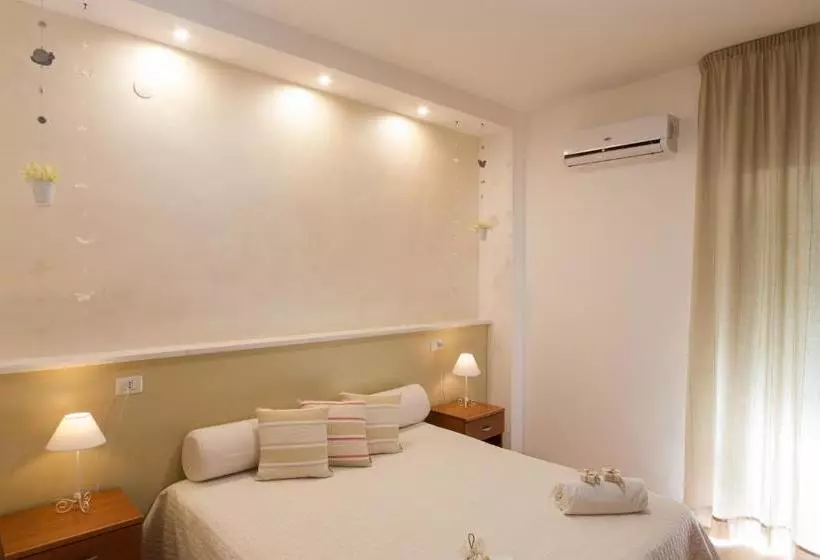 ホテル Albergo Elea