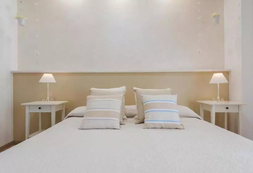ホテル Albergo Elea