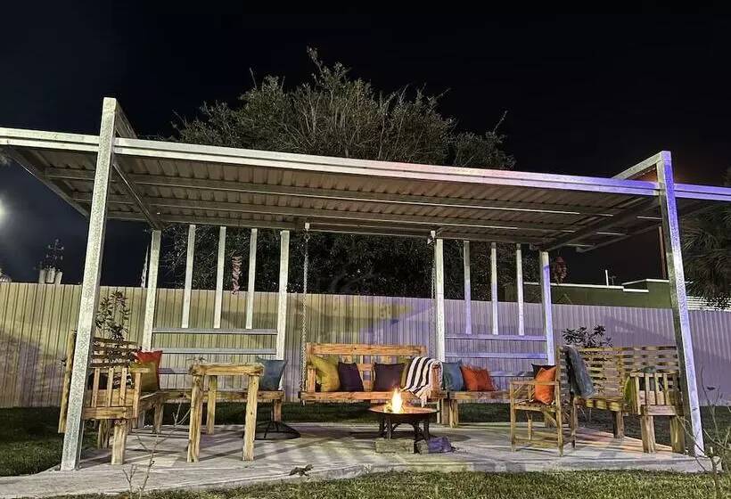 Motelli Island Suites Hobby Airport