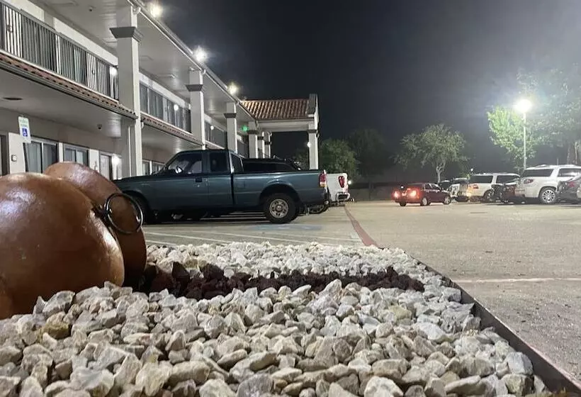 Motelli Island Suites Hobby Airport