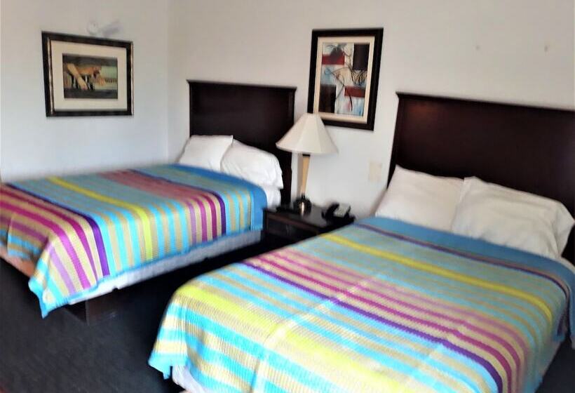 فندق على الطريق Madison Inn And Suites