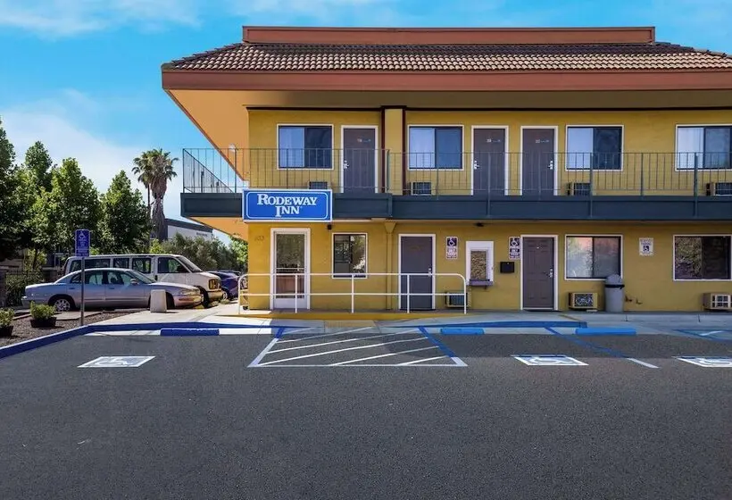 モーテル Rodeway Inn Livermore