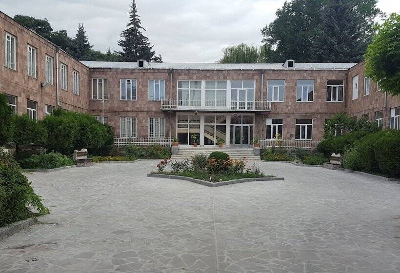 Vanadzor Armenia Health Resort &