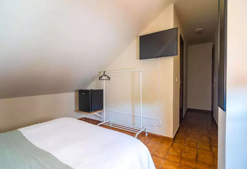 Hotelli Alojamientos Valdecilla 3000