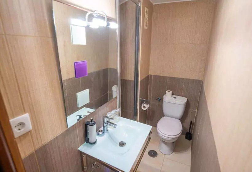 Hotelli Alojamientos Valdecilla 3000