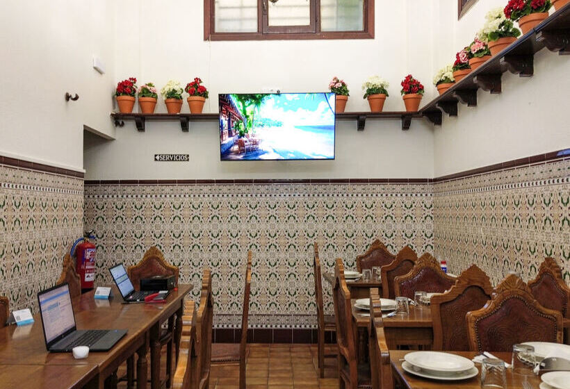 هتل Alojamientos Valdecilla 3000