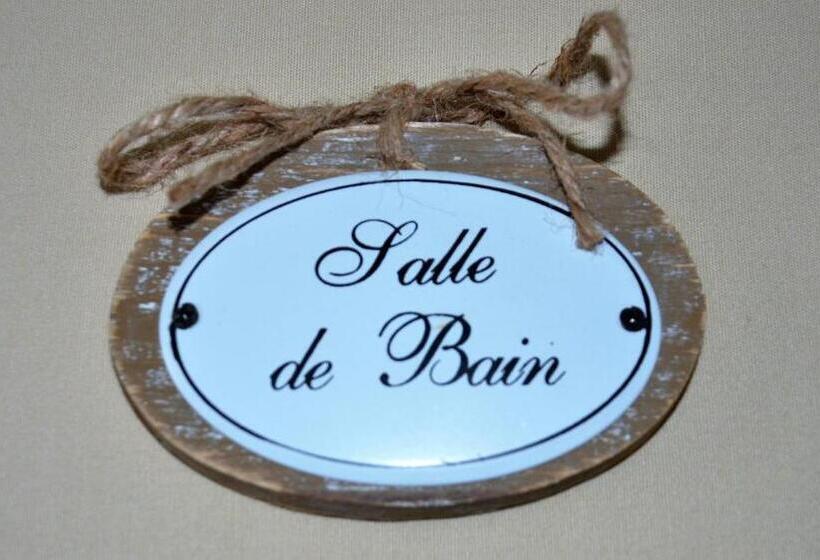 تختخواب و صبحانه La Casa Di Enrico