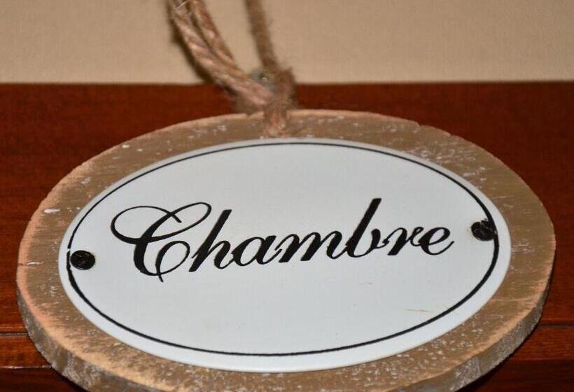 تختخواب و صبحانه La Casa Di Enrico