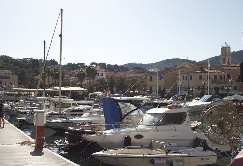 ベッドアンドブレックファースト Affittacamere Vista Mare