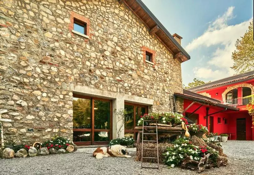 ベッドアンドブレックファースト Agriturismo Cascina Mirandola