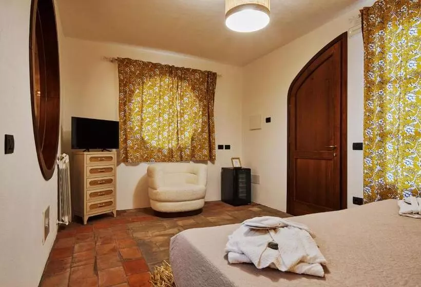ベッドアンドブレックファースト Agriturismo Cascina Mirandola